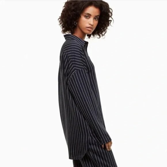 Aritzia Babaton Kearney Pinstripe Blouse Navy Women's Size Medium - Picture 12 of 13
